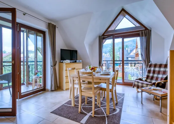 شقة Szafir Mozaika Centrum Piec Kominkowy